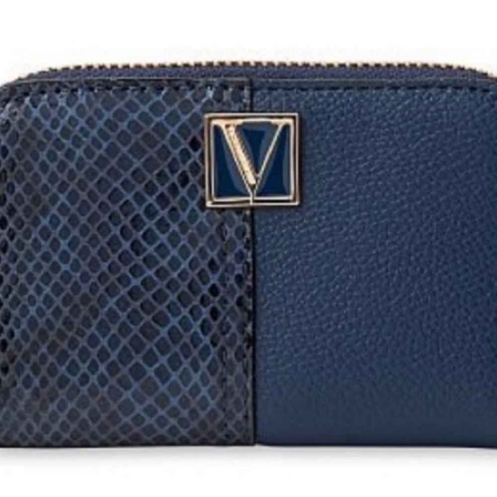 The Victoria Small Wallet Navy Blue, great gift.